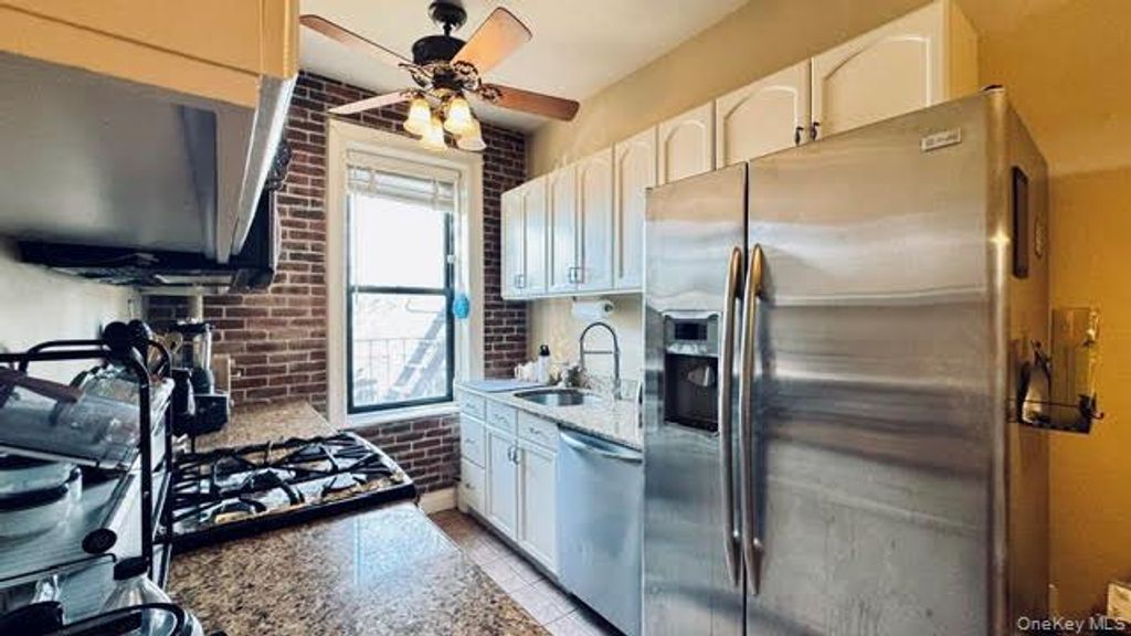 160-15 Powells Cove Boulevard A101, Beechhurst, NY 11357