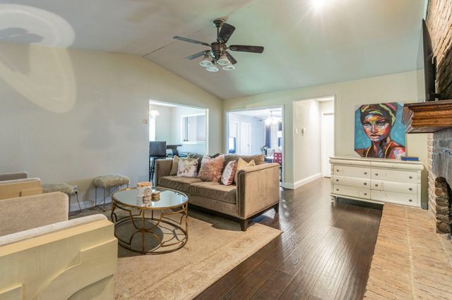 3705 Grasmere Drive, Carrollton, TX 75007