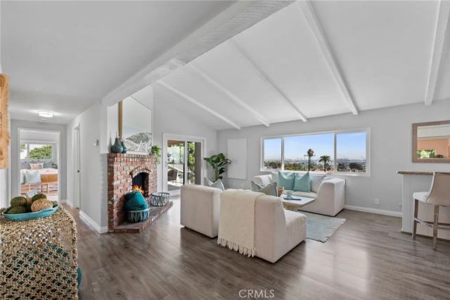 1127 W 2nd, San Pedro, CA 90731