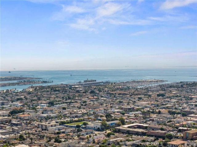 1127 W 2nd, San Pedro, CA 90731