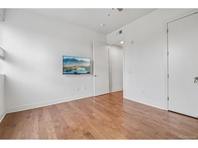 2460 W 29th Ave 202, Denver, CO 80211