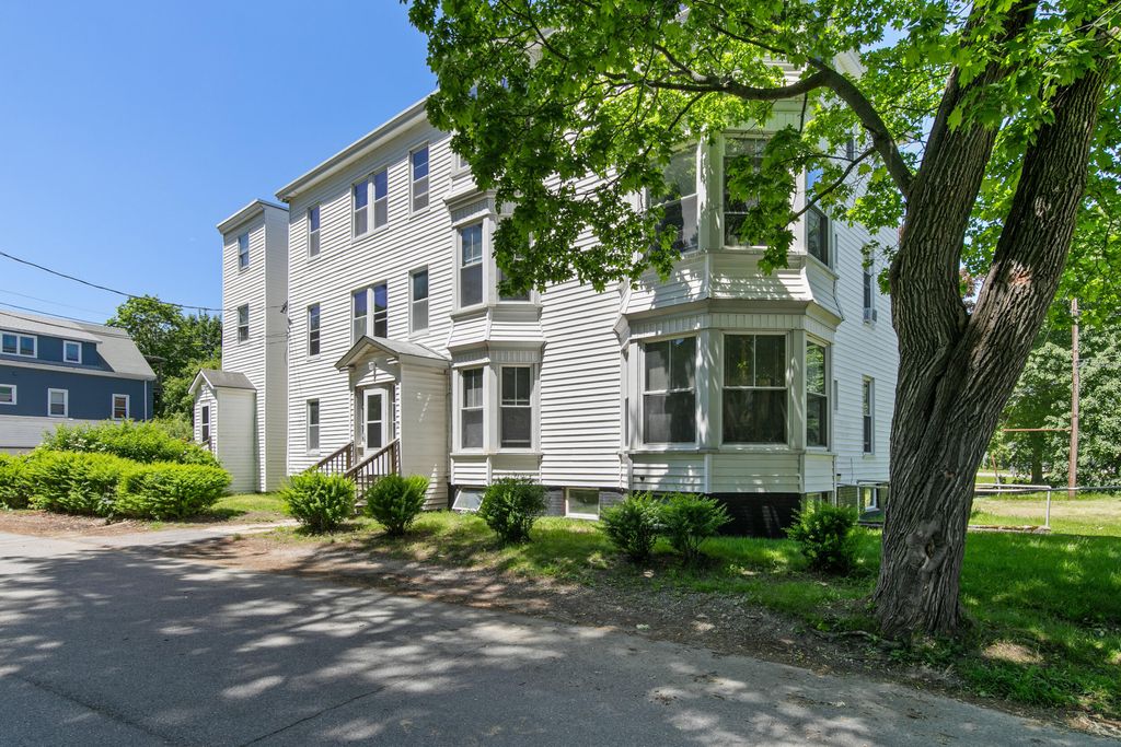 7 Huntress Street, Portland, ME 04102 — photo 2