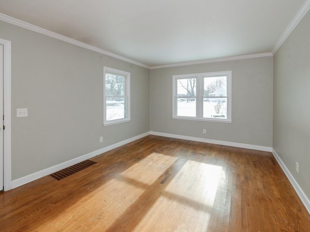 3826 Oakland Drive, Kalamazoo City, MI 49008