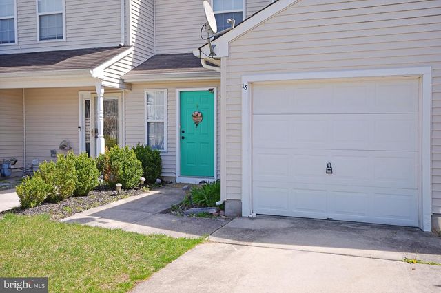 16 HIGH MEADOWS DR, Sicklerville, NJ 08081