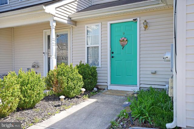 16 HIGH MEADOWS DR, Sicklerville, NJ 08081