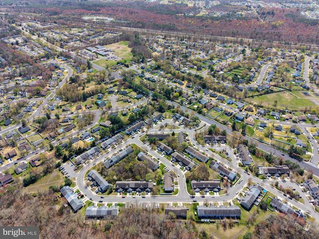 16 HIGH MEADOWS DR, Sicklerville, NJ 08081