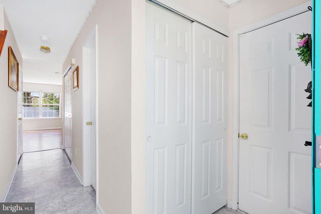 16 HIGH MEADOWS DR, Sicklerville, NJ 08081