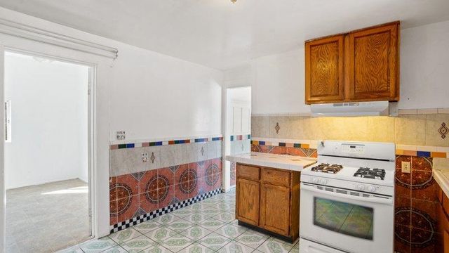 4740 14th Ave, Sacramento, CA 95820