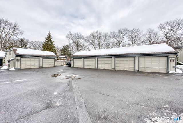 170 Heritage Village B, Southbury, CT 06488