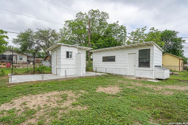 8607 LUDTKE AVE, San Antonio, TX 78221