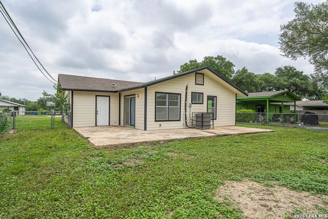 8607 LUDTKE AVE, San Antonio, TX 78221