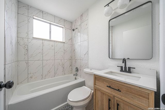 8607 LUDTKE AVE, San Antonio, TX 78221