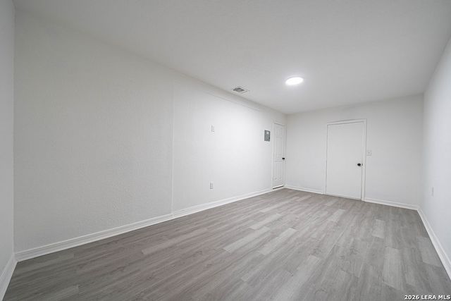 8607 LUDTKE AVE, San Antonio, TX 78221