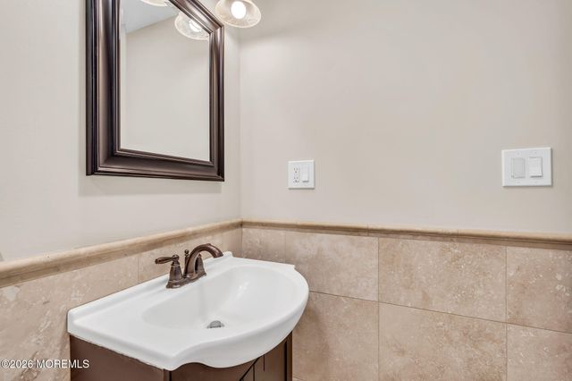 439 Clark Avenue, Union Beach, NJ 07735