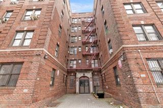 4333 48th Street 4H, Sunnyside, NY 11104
