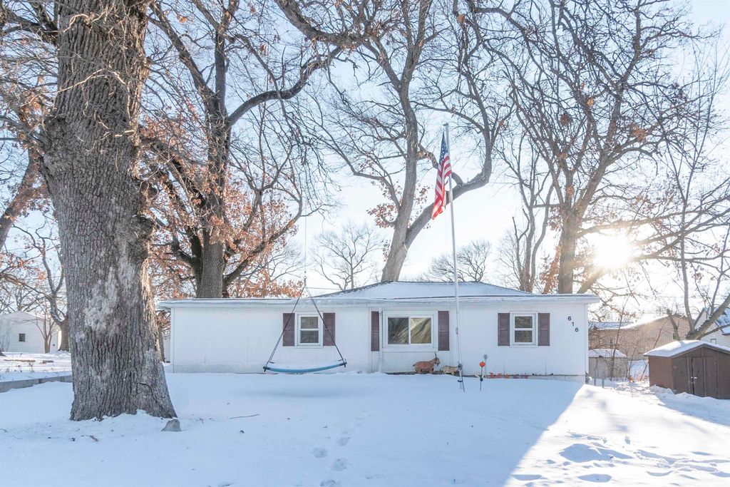 616 2nd Street, Evansdale, IA 50707