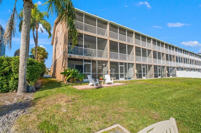637 PINELLAS BAYWAY S 111, St Petersburg, FL 33715