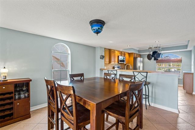 637 PINELLAS BAYWAY S 111, St Petersburg, FL 33715