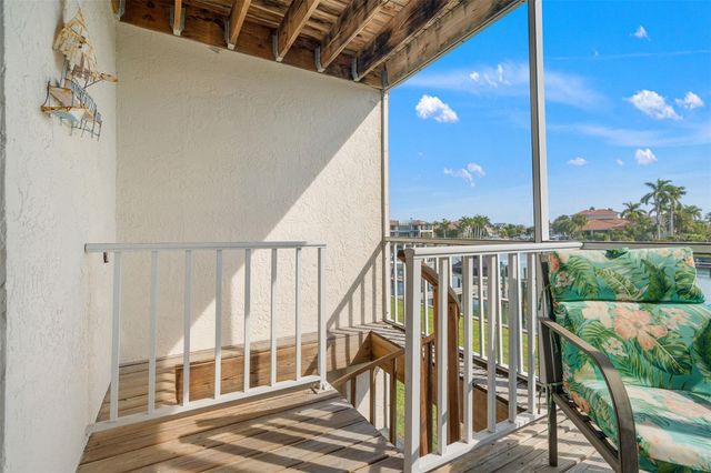 637 PINELLAS BAYWAY S 111, St Petersburg, FL 33715