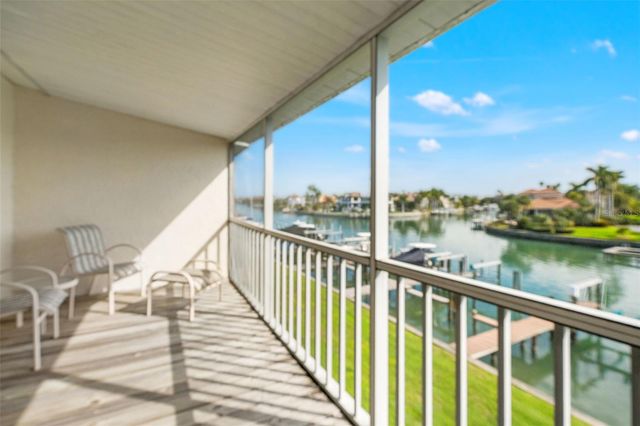 637 PINELLAS BAYWAY S 111, St Petersburg, FL 33715