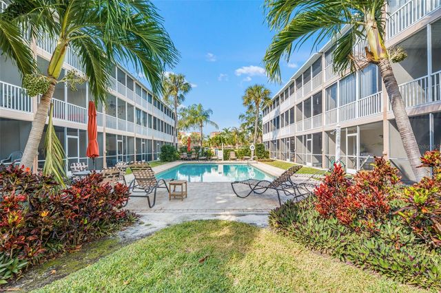 637 PINELLAS BAYWAY S 111, St Petersburg, FL 33715