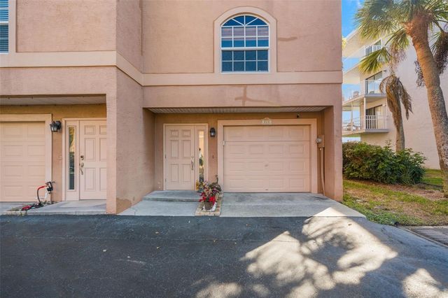 637 PINELLAS BAYWAY S 111, St Petersburg, FL 33715