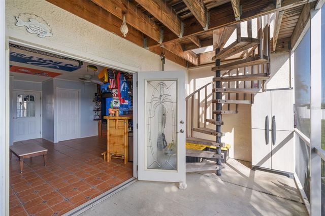 637 PINELLAS BAYWAY S 111, St Petersburg, FL 33715