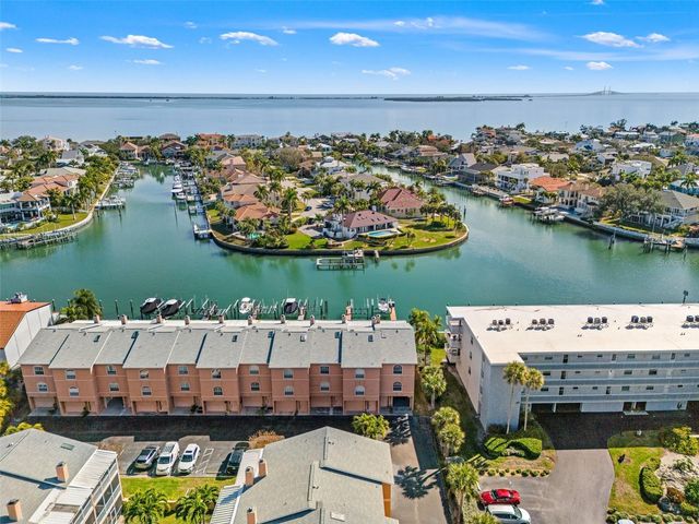 637 PINELLAS BAYWAY S 111, St Petersburg, FL 33715
