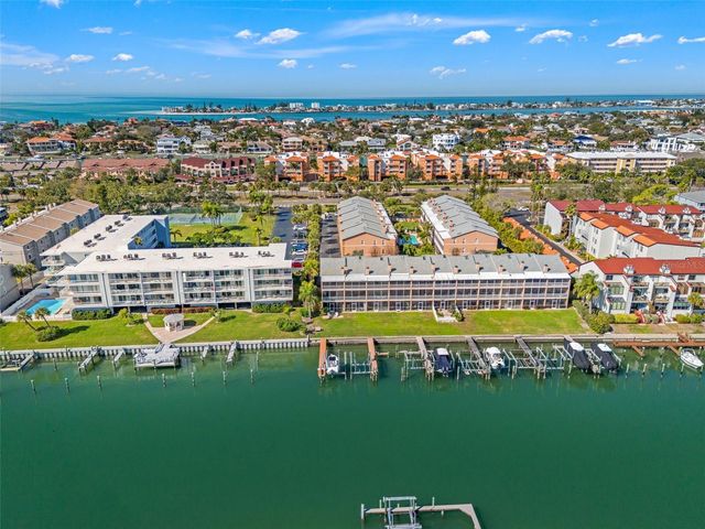 637 PINELLAS BAYWAY S 111, St Petersburg, FL 33715