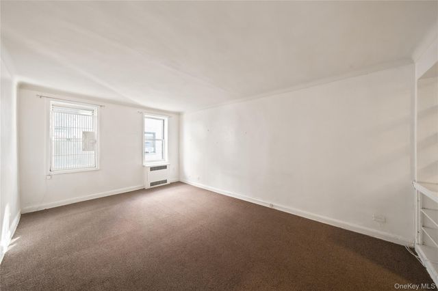 65-74 Saunders Street 3H, Rego Park, NY 11374