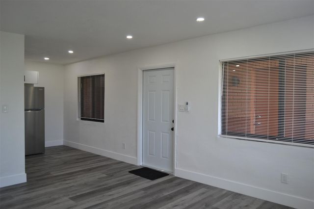 940 NW 8th Ave, Pompano Beach, FL 33060