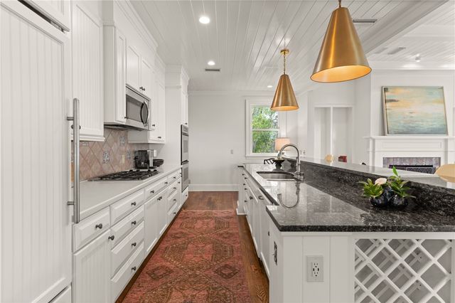 105 Hawkins Island Circle, St Simons Island, GA 31522