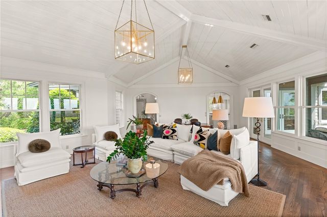 105 Hawkins Island Circle, St Simons Island, GA 31522