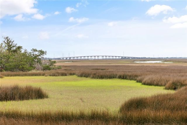 105 Hawkins Island Circle, St Simons Island, GA 31522