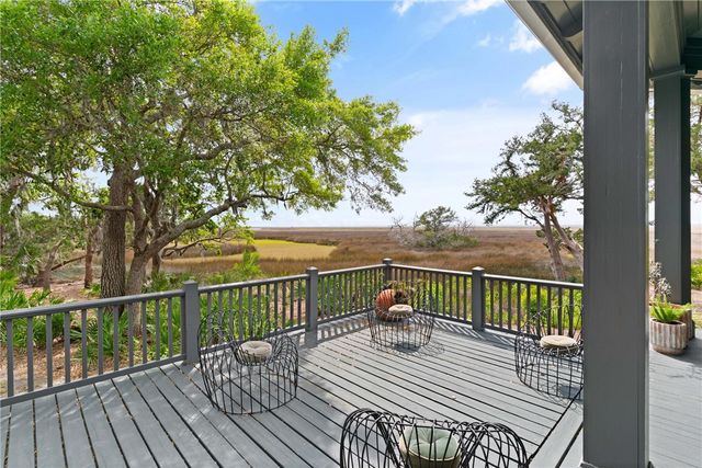 105 Hawkins Island Circle, St Simons Island, GA 31522