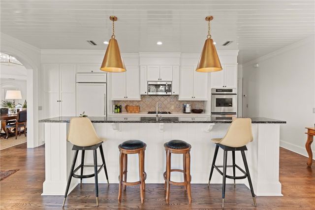 105 Hawkins Island Circle, St Simons Island, GA 31522