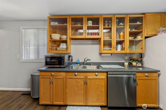 583 Salal Street, Oak Harbor, WA 98277