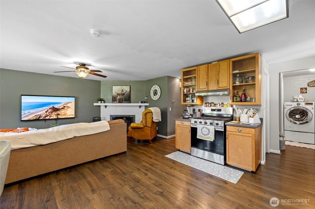 583 Salal Street, Oak Harbor, WA 98277