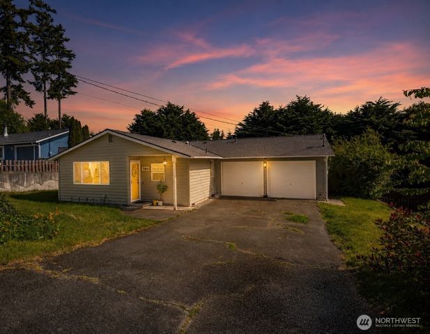 583 Salal Street, Oak Harbor, WA 98277