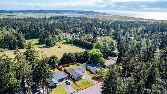 583 Salal Street, Oak Harbor, WA 98277