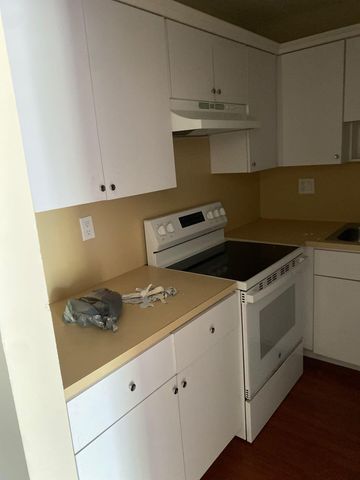 403 NW 32ND Court 205, Pompano Beach, FL 33064
