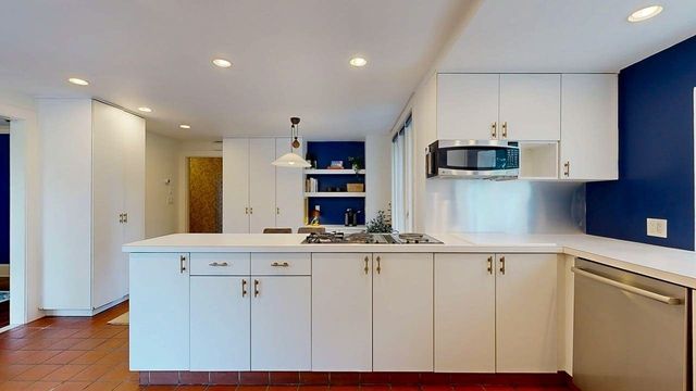45 Terrace Dr, Worcester, MA 01609