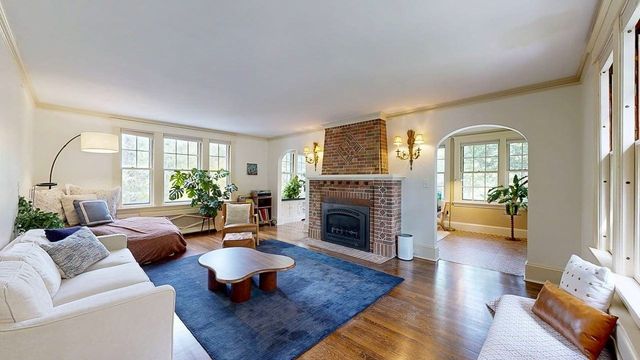 45 Terrace Dr, Worcester, MA 01609