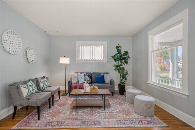 1009 W 14th Ave, Spokane, WA 99204