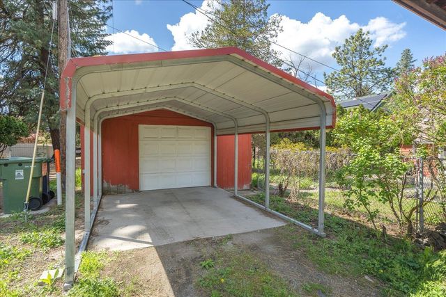 1009 W 14th Ave, Spokane, WA 99204