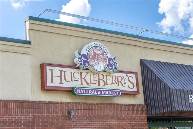 1009 W 14th Ave, Spokane, WA 99204