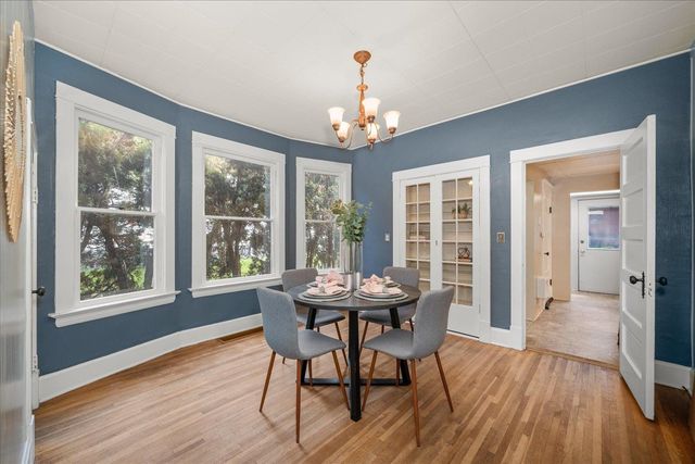 1009 W 14th Ave, Spokane, WA 99204