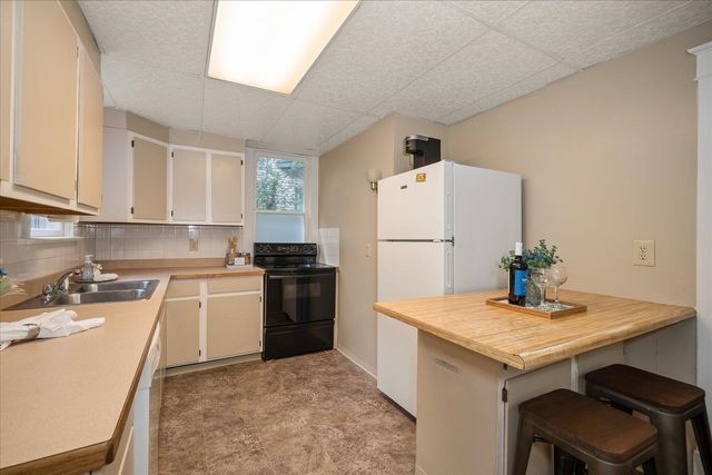 1009 W 14th Ave, Spokane, WA 99204