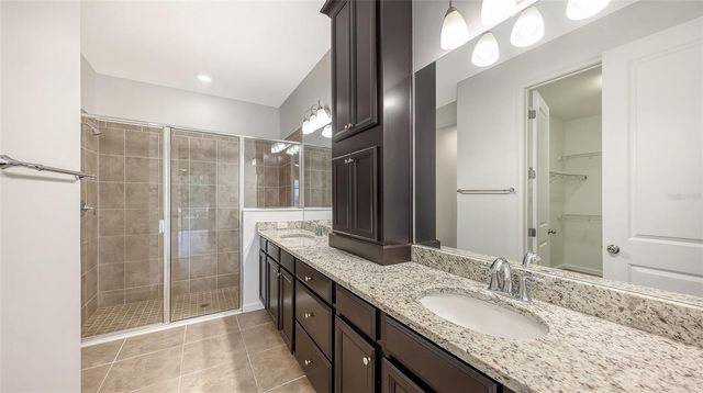 11824 MEADOWGATE PLACE, Bradenton, FL 34211