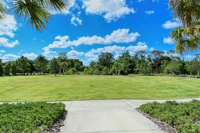 11824 MEADOWGATE PLACE, Bradenton, FL 34211
